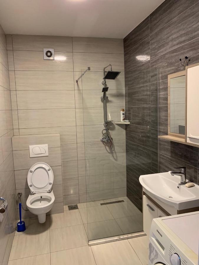Plis Apartments 'Prishtina' Pristina Buitenkant foto